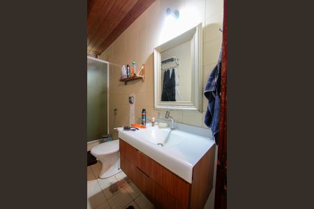 Casa de condomínio para alugar com 560m², 4 quartos e 4 vagasBanheiro da Suíte 3