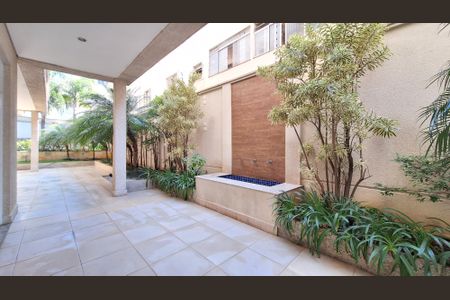 Apartamento à venda com 84m², 2 quartos e 2 vagas Apartamento à venda com 84m², 2 quartos e 2 vagasÁrea comum