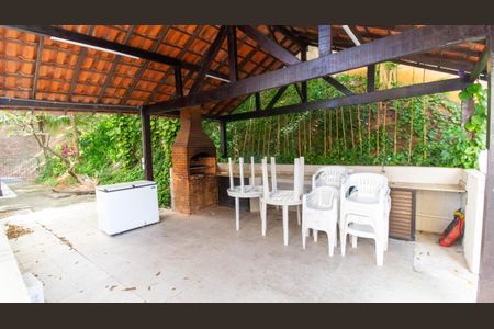 Apartamento à venda com 66m², 2 quartos e 1 vaga