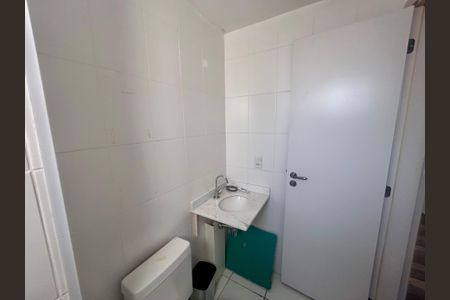 Apartamento à venda com 59m², 2 quartos e 1 vagaBanheiro Social