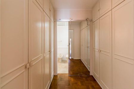 Apartamento à venda com 4 quartos, 220m² em Cerqueira César, São Paulo