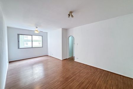 Apartamento para alugar com 73m², 2 quartos e 1 vaga Apartamento para alugar com 73m², 2 quartos e 1 vagaSala
