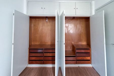 Apartamento para alugar com 73m², 2 quartos e 1 vaga Apartamento para alugar com 73m², 2 quartos e 1 vagaQuarto 2