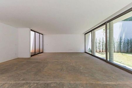 Casa à venda com 3 quartos, 538m² em Alto de Pinheiros, São Paulo