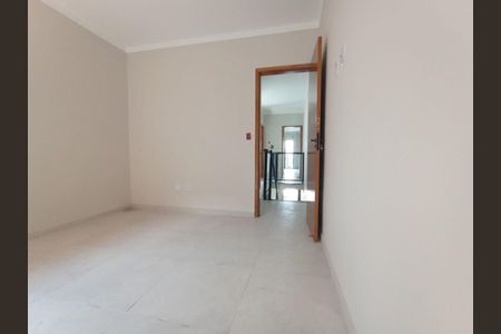 Casa à venda com 3 quartos, 115m² em Vila California, São Paulo