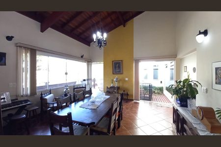 Casa à venda com 4 quartos, 235m² em Cidade Universitária, Campinas