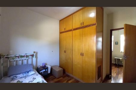 Casa à venda com 235m², 4 quartos e 4 vagas