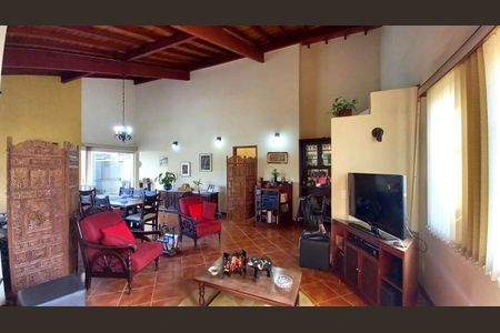 Casa à venda com 4 quartos, 235m² em Cidade Universitária, Campinas