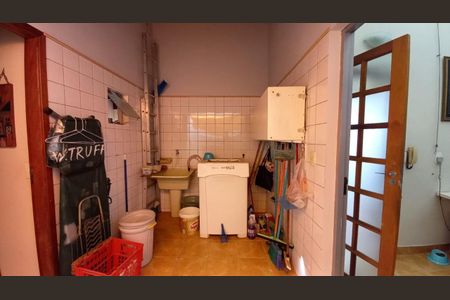 Casa à venda com 235m², 4 quartos e 4 vagas