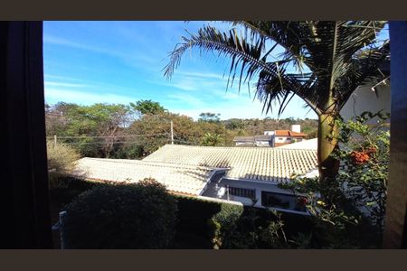 Casa à venda com 235m², 4 quartos e 4 vagas