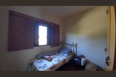 Casa à venda com 235m², 4 quartos e 4 vagas