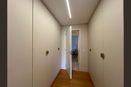 Apartamento à venda com 130m², 2 quartos e 2 vagas