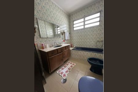 Casa à venda com 4 quartos, 270m² em Indianópolis, São Paulo