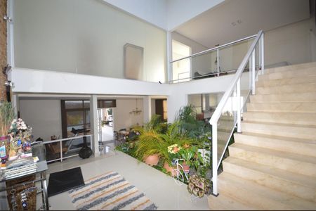 Casa à venda com 567m², 3 quartos e 10 vagas