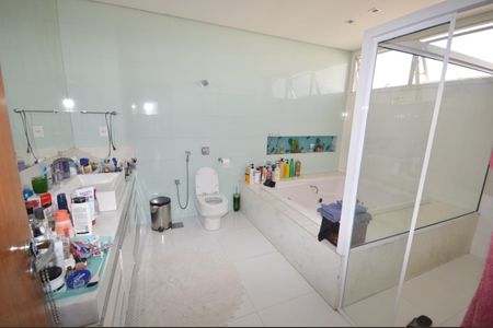 Casa à venda com 567m², 3 quartos e 10 vagas