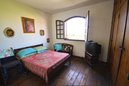 Casa à venda com 3 quartos, 233m² em Santa Amelia, Belo Horizonte