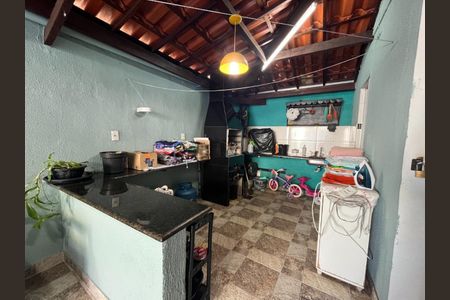 Casa à venda com 160m², 5 quartos e 3 vagas