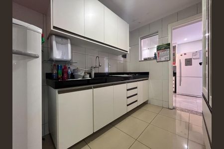 Casa à venda com 160m², 5 quartos e 3 vagas