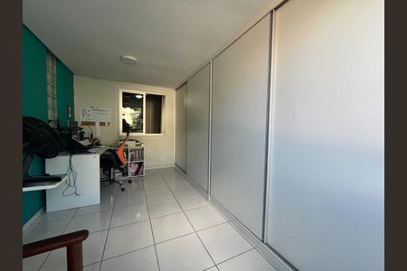 Casa à venda com 160m², 5 quartos e 3 vagas