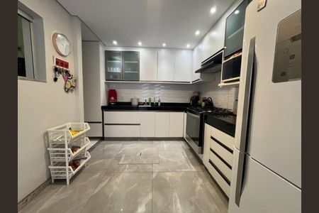 Casa à venda com 160m², 5 quartos e 3 vagas