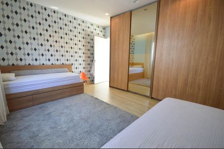 Casa à venda com 380m², 4 quartos e 3 vagas