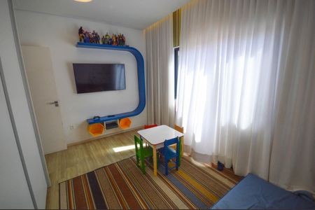 Casa à venda com 380m², 4 quartos e 3 vagas