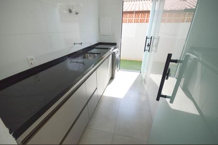 Casa à venda com 380m², 4 quartos e 3 vagas