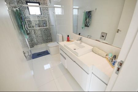 Casa à venda com 380m², 4 quartos e 3 vagas