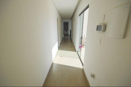 Casa à venda com 380m², 4 quartos e 3 vagas