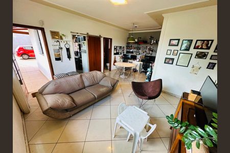 Casa à venda com 3 quartos, 110m² em Trevo, Belo Horizonte