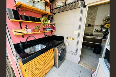 Casa à venda com 110m², 3 quartos e 4 vagas