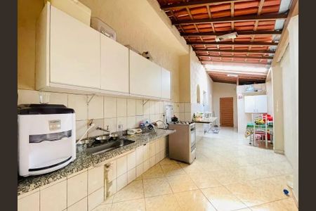 Casa à venda com 3 quartos, 308m² em Jardim Atlântico, Belo Horizonte