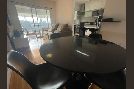 Apartamento à venda com 2 quartos, 74m² em Vila Cordeiro, São Paulo