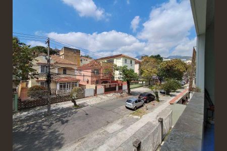 Apartamento à venda com 60m², 2 quartos e 1 vaga