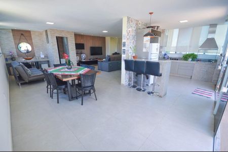 Apartamento à venda com 3 quartos, 178m² em Santa Amelia, Belo Horizonte