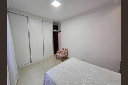 Casa à venda com 3 quartos, 139m² em Santa Monica, Belo Horizonte
