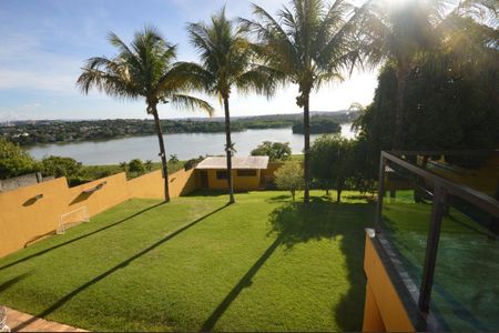 Casa à venda com 385m², 4 quartos e 10 vagas