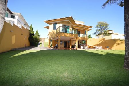 Casa à venda com 385m², 4 quartos e 10 vagas