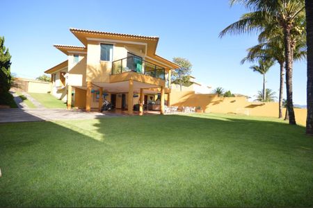 Casa à venda com 385m², 4 quartos e 10 vagas