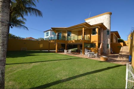 Casa à venda com 385m², 4 quartos e 10 vagas