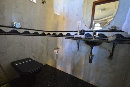 Casa à venda com 4 quartos, 385m² em Jardim Atlântico, Belo Horizonte