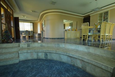 Casa à venda com 385m², 4 quartos e 10 vagas