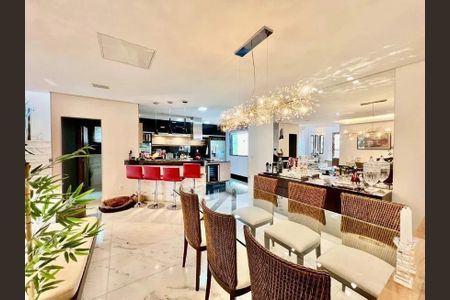 Casa à venda com 3 quartos, 345m² em Trevo, Belo Horizonte