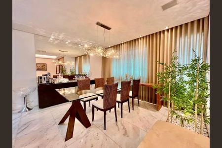 Casa à venda com 3 quartos, 345m² em Trevo, Belo Horizonte