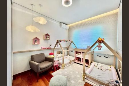 Casa à venda com 3 quartos, 345m² em Trevo, Belo Horizonte