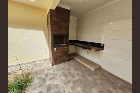 Casa à venda com 150m², 3 quartos e 2 vagas