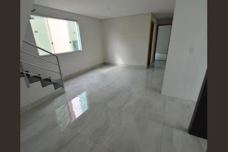 Apartamento à venda com 5 quartos, 150m² em Heliópolis, Belo Horizonte