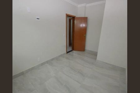 Apartamento à venda com 5 quartos, 150m² em Heliópolis, Belo Horizonte