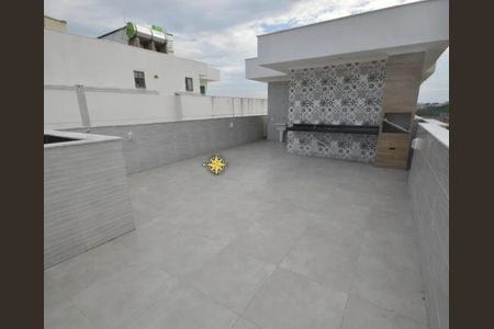 Apartamento à venda com 5 quartos, 150m² em Heliópolis, Belo Horizonte
