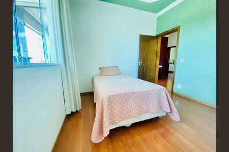 Casa à venda com 4 quartos, 542m² em Santa Monica, Belo Horizonte